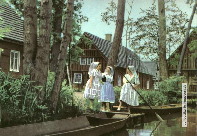 Spreewald-Mädchen in Sorbentracht - 1964