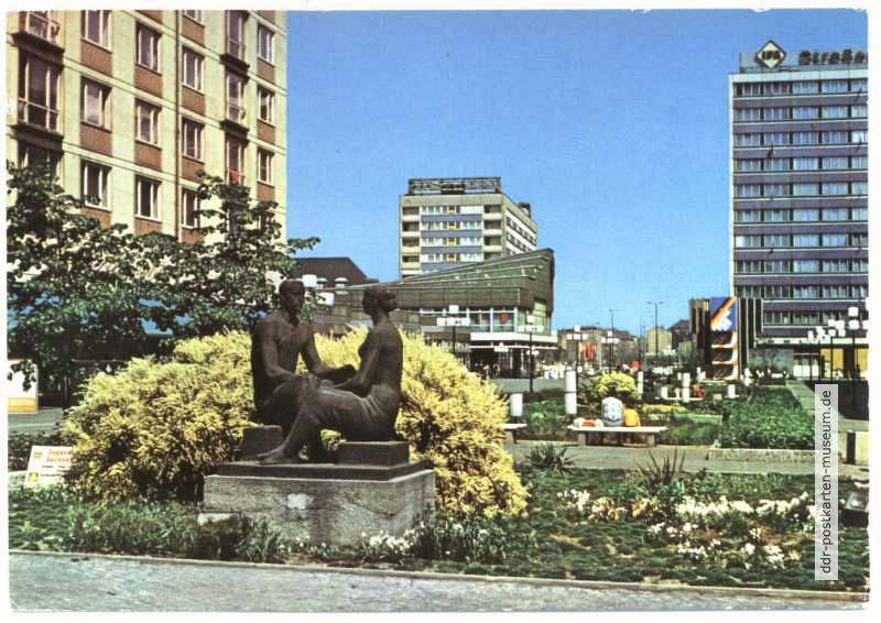Reichsstraße, Plastik  - 1977 