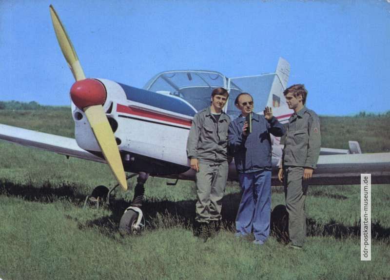 Vormilitärische Ausbildung bei der GST für die Laufbahn als Flugzeugführer - 1978