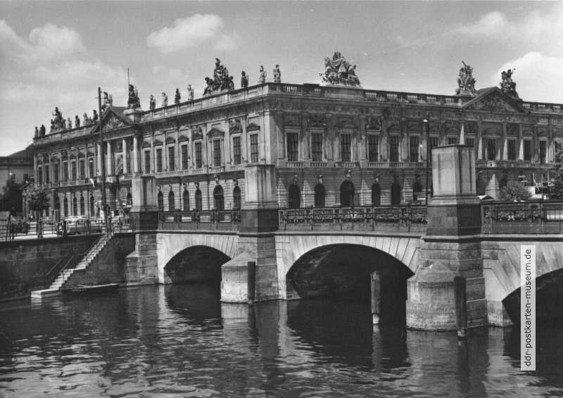 Museum für Deutsche Geschichte und Spreebrücke (Schloßbrücke) - 1963