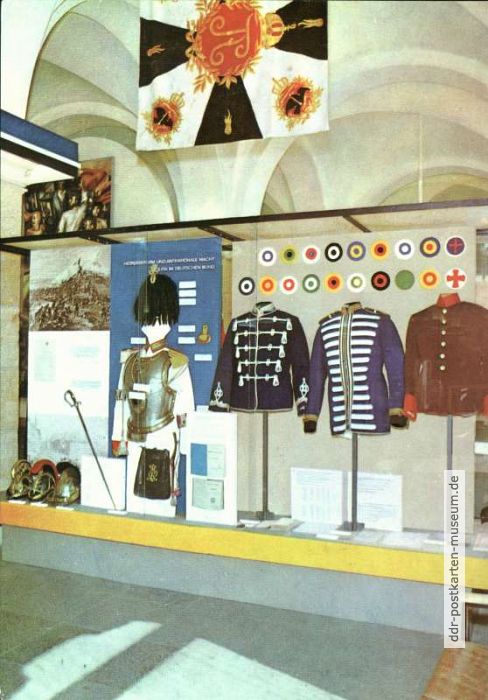 Armeemuseum der DDR, Uniformen im Ausstellungsteil "Heeresreform und antinationale Machtpolitik" - 1973
