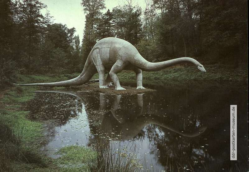 Saurierparkanlage mit Diplodocus aus der Triaszeit - 1986