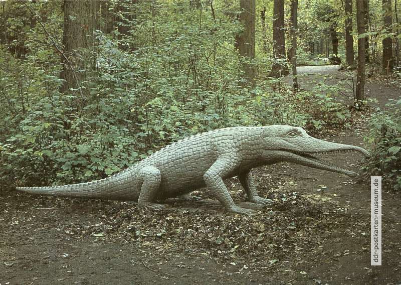 Saurierparkanlage mit Rutiodon aus der Triaszeit - 1986