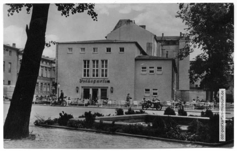 Kulturhaus und Gaststätte "Volksgarten" - 1963