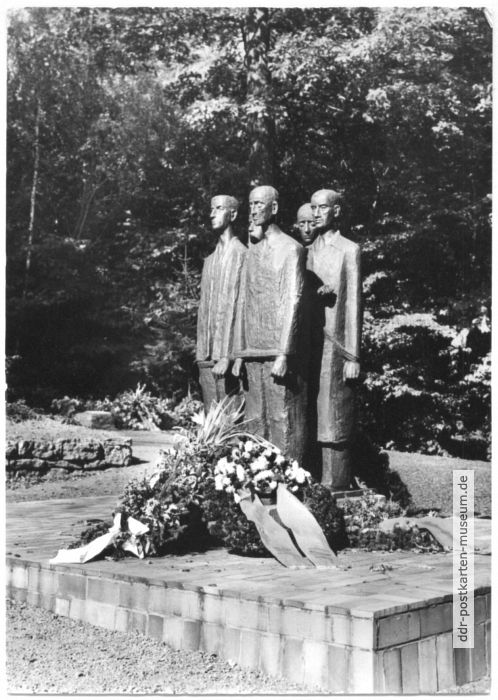 Denkmal für die Opfer des Faschismus - 1975