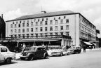 Sowjetischer Pkw am Hotel "Chemnitzer Hof" in Karl-Marx-Stadt - 1966Fort