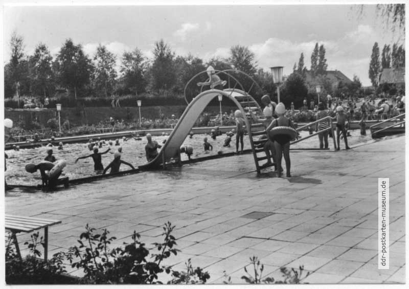 Freibad im Naherholungszentrum "Lindenbad" - 1979