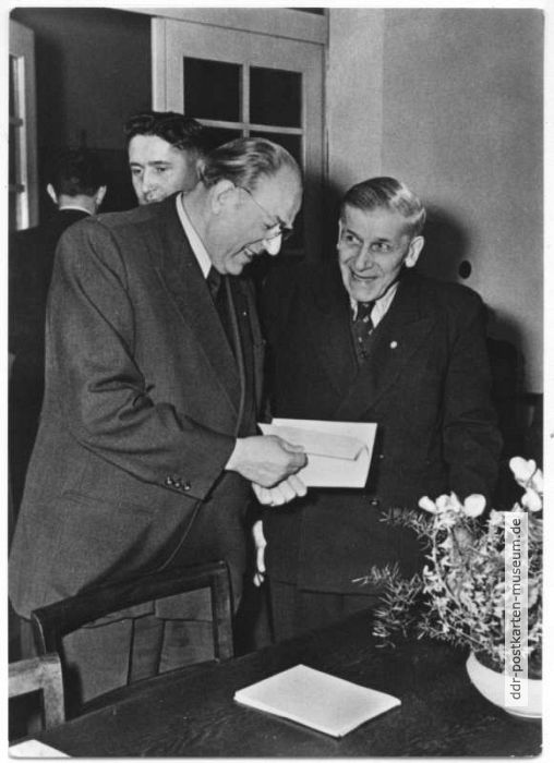 Otto Grotewohl und Otto Buchwitz im Februar 1956 in Dresden - 1970