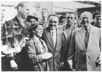 A. I. Mikojan und Otto Grotewohl am 10.8.1957 in Rostock im Kreise von Arbeitern - 1970