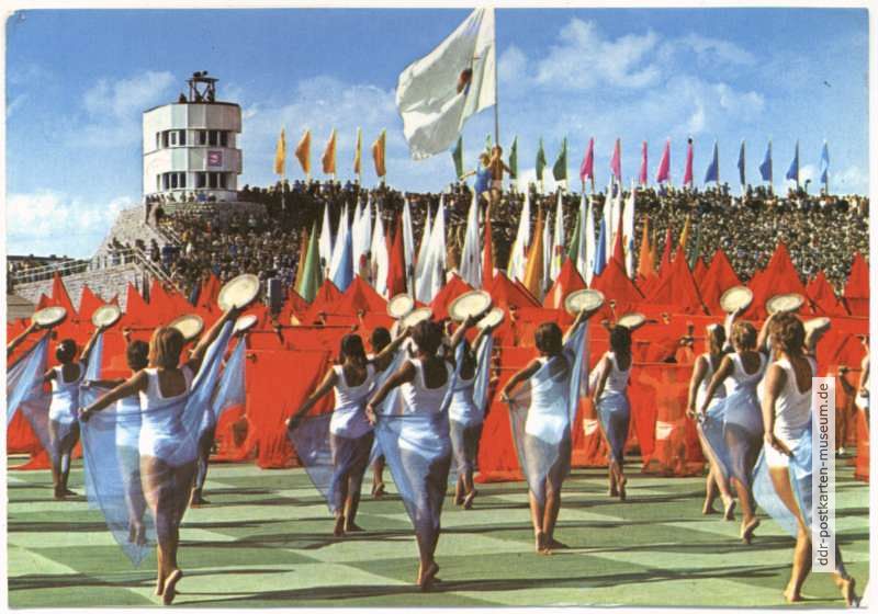 Die eindrucksvolle Eröffnung der X. Weltfestspiele der Jugend und Studenten in Berlin - 1973