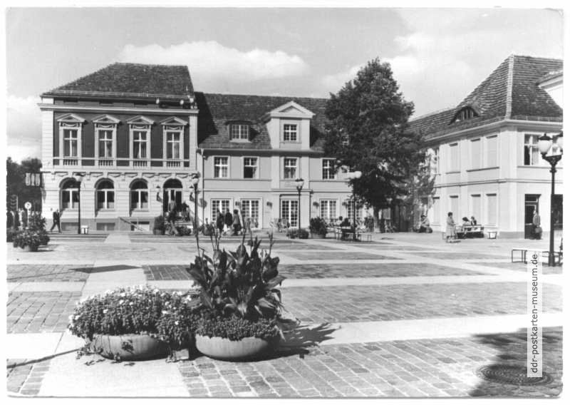 Klement-Gottwald-Straße, "Gastmahl des Meeres", Cafe "Babette" - 1979