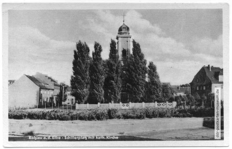Schillerplatz und Katholische Kirche - 1956