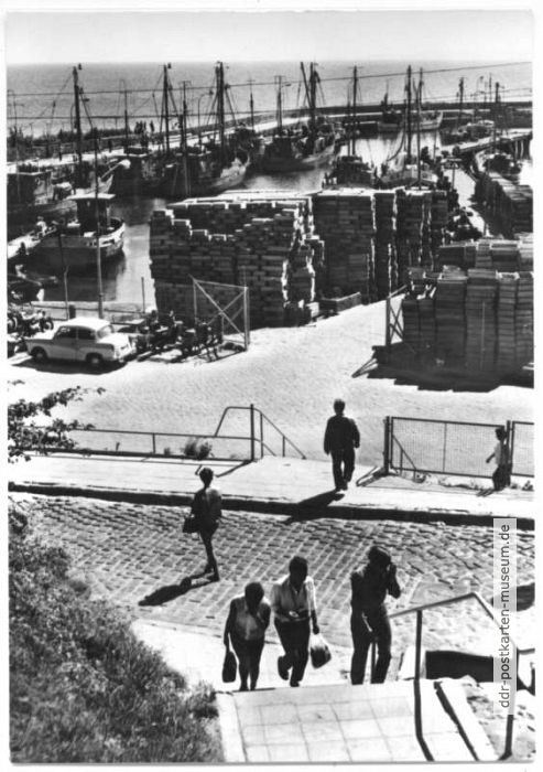 Abstieg zum Fischereihafen - 1977