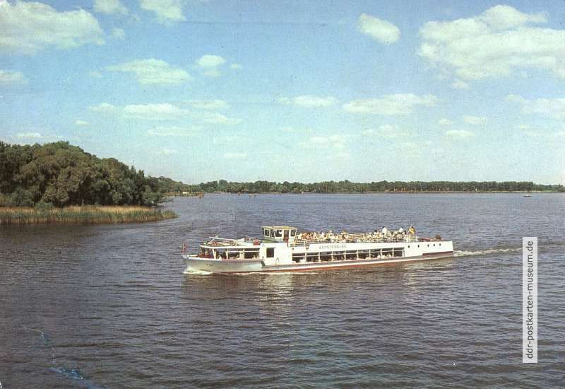M.S. "Brandenburg" auf dem Plauer See - 1988