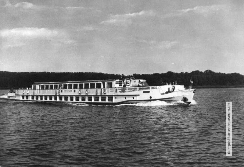 Luxusschiff M.S. "Cecilienhof" der Weißen Flotte Potsdam - 1971