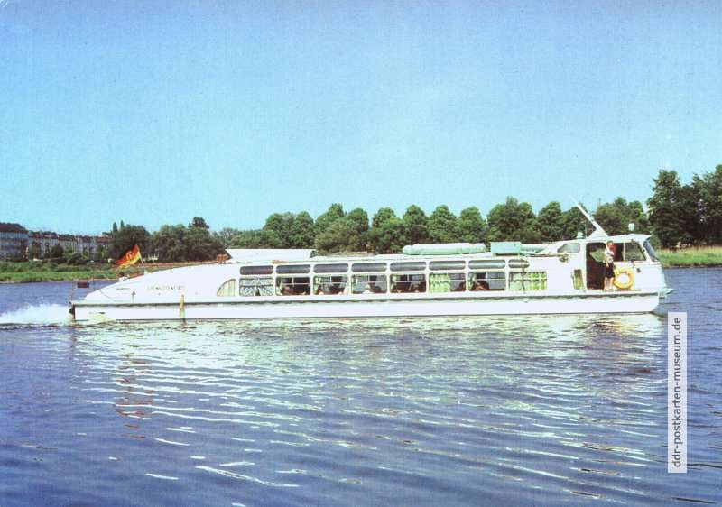 Fahrgastschiff "Eisenhüttenstadt" in Frankfurt/Oder - 1983