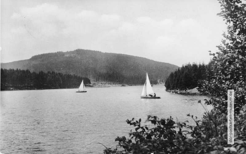 Segeboote auf dem Lütsche-Stausee im Thüringer Wald - 1956