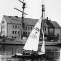 Heimkehrende Segler an der Seesportschule in Wieck bei Greifswald - 1967