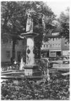 Marktbrunnen mit dem Standbild der Gräfin Elisabeth von Henneberg - 1980