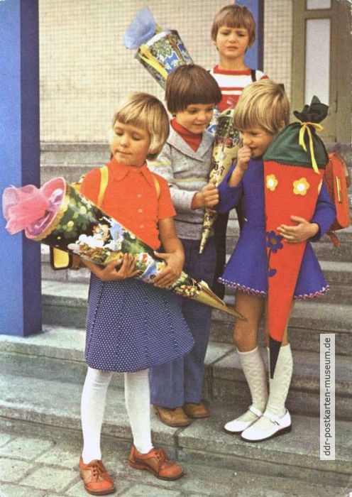 Postkarte zum Schulanfang von 1981 - Planet-Verlag