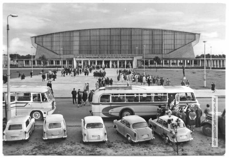 Sport- und Kongreßhalle - 1975