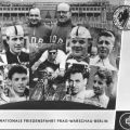 DDR-Mannschaft der Friedensfahrt 1960 mit Trainern und Ersatzfahrern - 1960