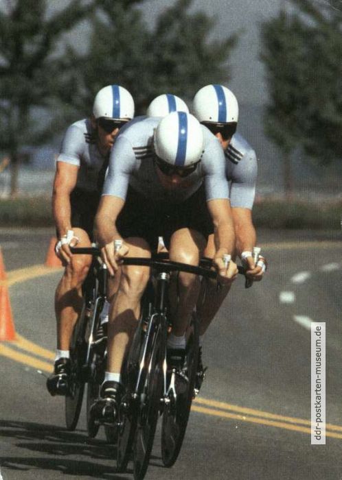 DDR-Team 1988 Olympiasieger im 100-km-Zeitfahren (Ampler, Kummer, Landsmann und Schur) - 1988