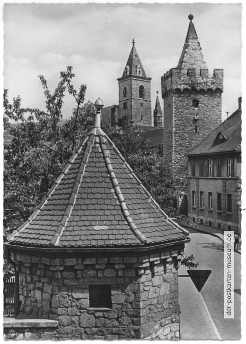 Turmgasse mit Eulenturm und Blick zum Schiefen Turm - 1961