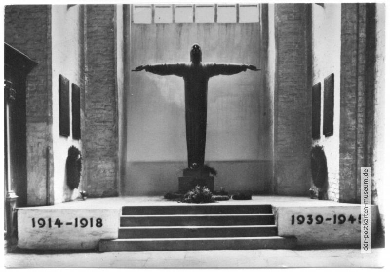 St. Nikolaikirche "Der betende Christus" - 1970