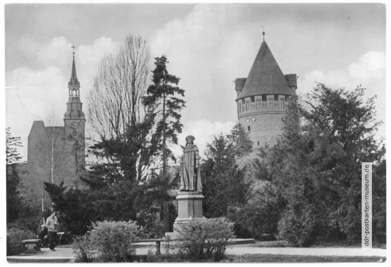 Burganlagen mit Gefängnisturm - 1964