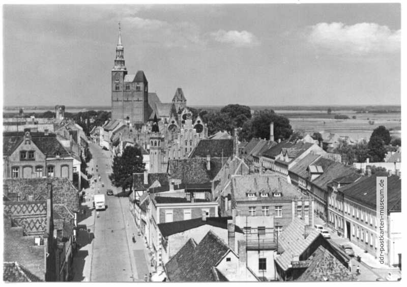 Leninstraße mit Blick zur Stephanskirche - 1973