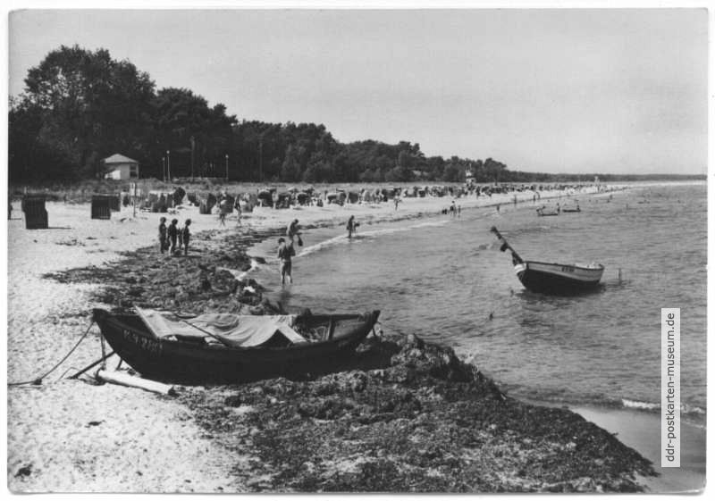 Am Strand von Thiessow - 1964