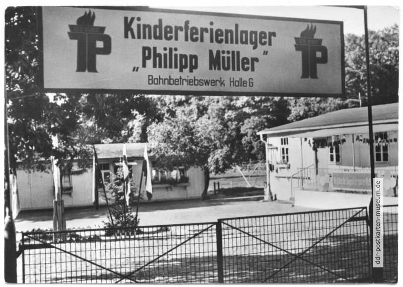 Eingang vom Kinderferienlager "Philipp Müller" - 1979