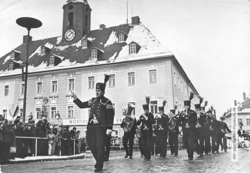 "Annaberger Bergorchester" bei Bergparade zur Vorweihnachtszeit in Annaberg-Buchholz - 1984