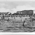 Strandleben in Warnemünde - 1956 