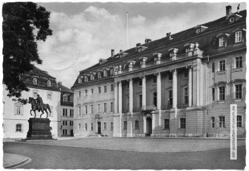 Musikhochschule mit Reiterdenkmal - 1956