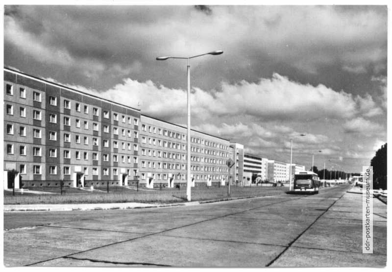 Neubauten im Wohnkomplex IV, Wilhelm-Pieck-Straße - 1974